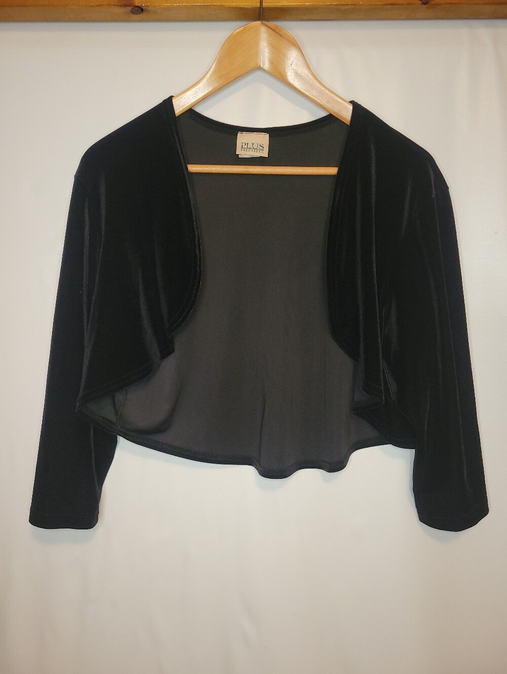 Vintage Plus Size Black Velvet Cropped Bolero Jacket